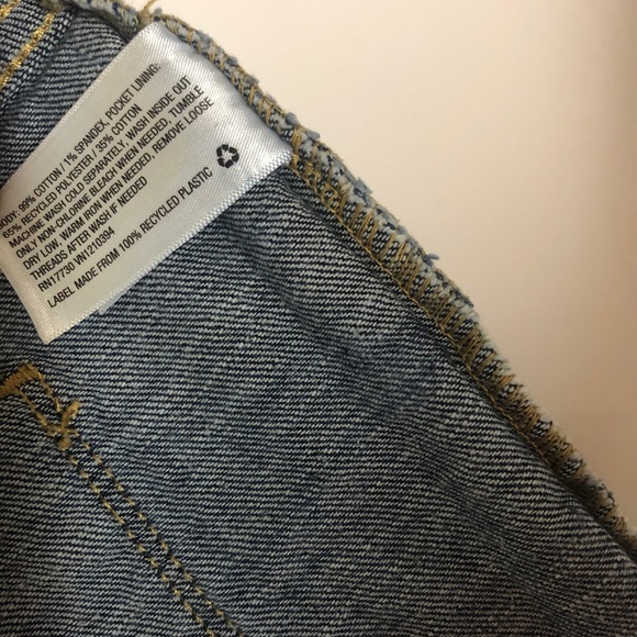 High rise shorts jeans  Universal Thread 0 - Picture 5 of 7